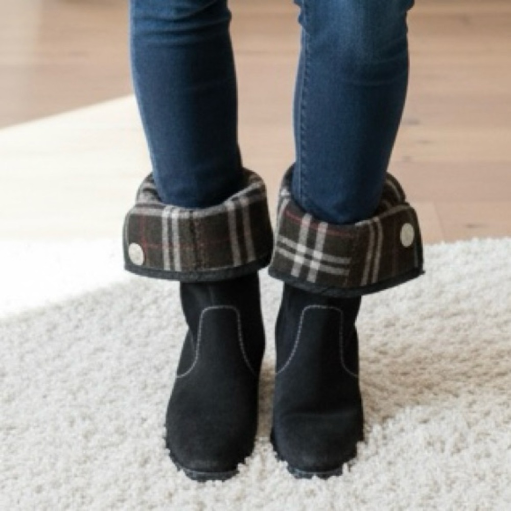 Grey Suede Mid-Calf Boots in Excellent Condition!